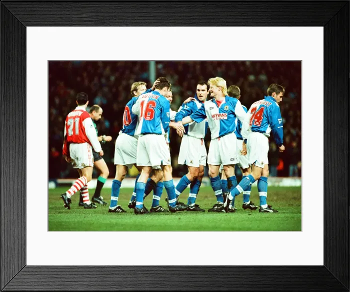 Framed Print : Blackburn v Arsenal league match at Ewood Park, Wednesday 8th March 1995 Framed Print : Blackburn v Arsenal league match at Ewood Park, Wednesday 8th March 1995
