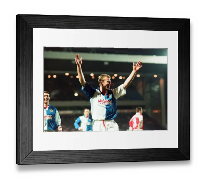 Framed Print : Blackburn v Arsenal league match at Ewood Park, Wednesday 8th March 1995 Framed Print : Blackburn v Arsenal league match at Ewood Park, Wednesday 8th March 1995