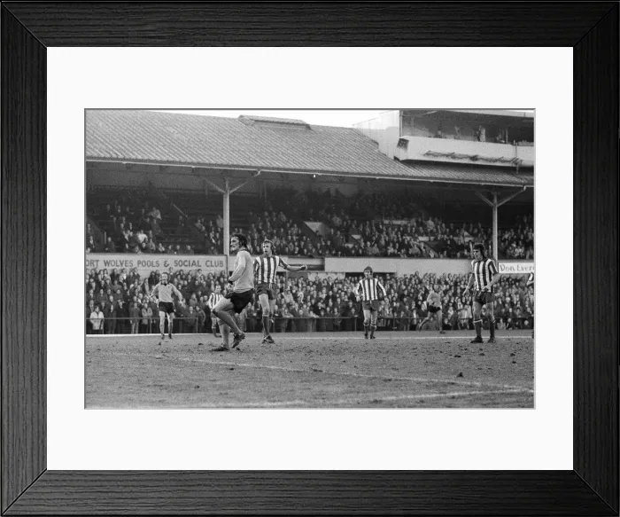 Framed Print : Action from the 1974 League Cup 4th Round. Wolverhampton Wanderers 5-1 Exeter City Framed Print : Action from the 1974 League Cup 4th Round. Wolverhampton Wanderers 5-1 Exeter City