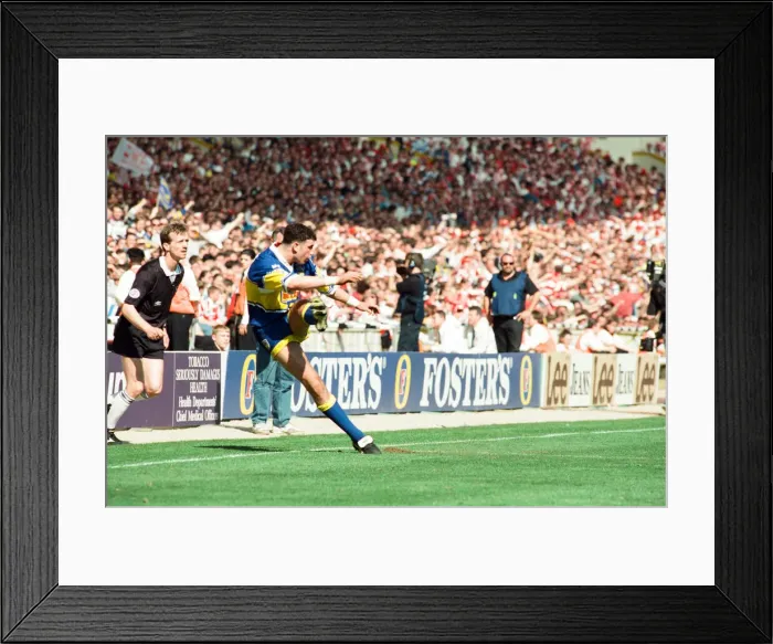 Framed Print : Graham Holroyd kicks for goal for Leeds during the Rugby League Cup Final at Wembley Framed Print : Graham Holroyd kicks for goal for Leeds during the Rugby League Cup Final at Wembley