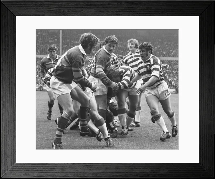 Framed Print : Leeds try to stem the Leigh attack on their try line during the Rugby League Cup Final Framed Print : Leeds try to stem the Leigh attack on their try line during the Rugby League Cup Final