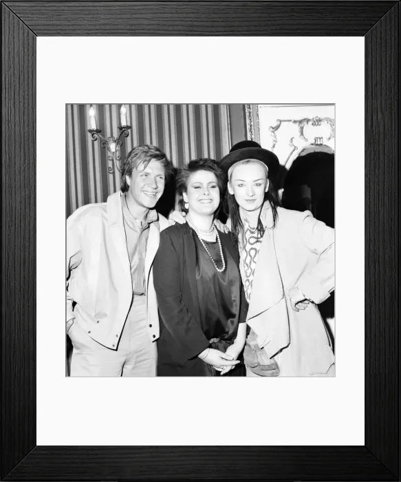 Framed Print : British Rock and Pop award at Londons Lyceum ballroom Framed Print : British Rock and Pop award at Londons Lyceum ballroom