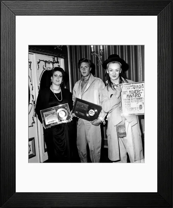 Framed Print : British Rock and Pop award at Londons Lyceum ballroom Framed Print : British Rock and Pop award at Londons Lyceum ballroom