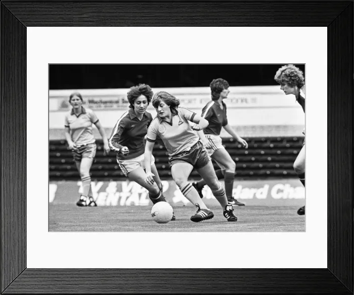 Framed Print : Lowestoft 2 - 0 Cleveland Spartans, 1982 FA Cup Women Framed Print : Lowestoft 2 - 0 Cleveland Spartans, 1982 FA Cup Women