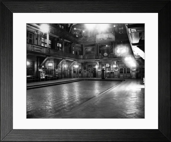 Framed Print : The interior of the Coal and Shipping Exchange building, Dock, Cardiff. 17th January 1955 Framed Print : The interior of the Coal and Shipping Exchange building, Dock, Cardiff. 17th January 1955