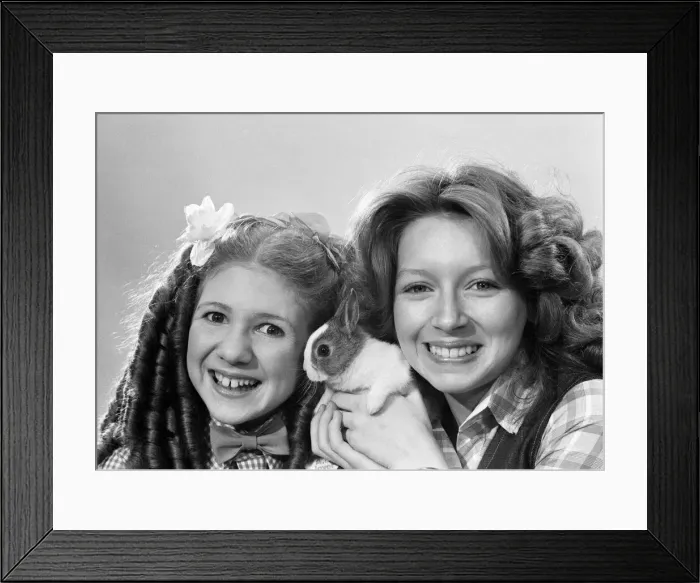 Framed Print : Photocall with Bonnie Langford & Lena Zavaroni to promote their upcoming special one hour Framed Print : Photocall with Bonnie Langford & Lena Zavaroni to promote their upcoming special one hour