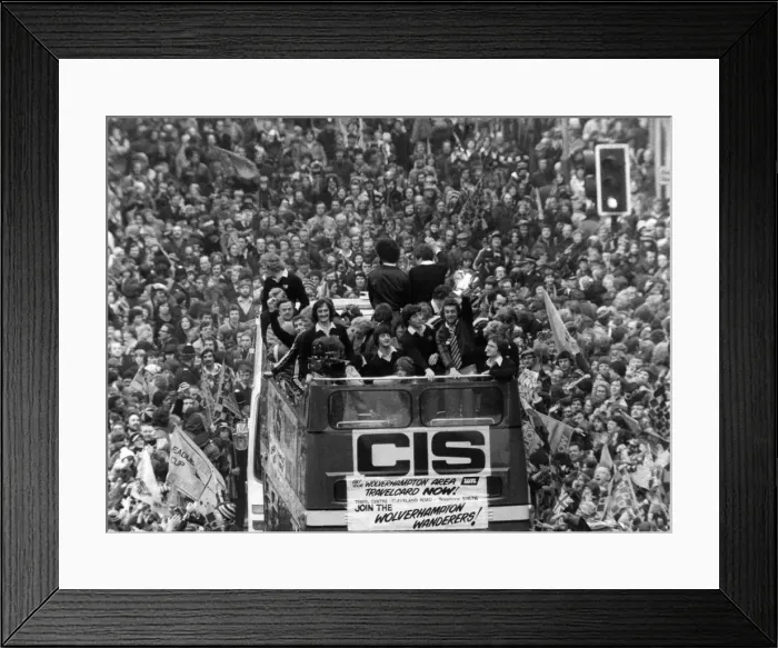 Framed Print : Wolverhampton Wanderers Wolves team return home with the League Cup on bus to a Framed Print : Wolverhampton Wanderers Wolves team return home with the League Cup on bus to a