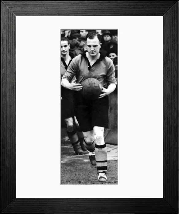 Framed Print : Wolverhampton Wanderers 7 vs. Everton 0. Stan Cullis runs onto the pitch