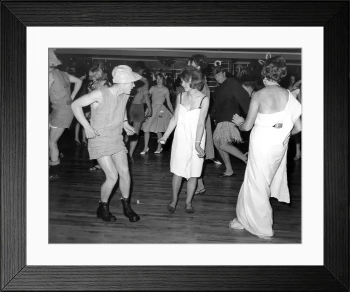 Framed Print : Students in Newcastle doing the twist for Rag Week on 27th October 1962