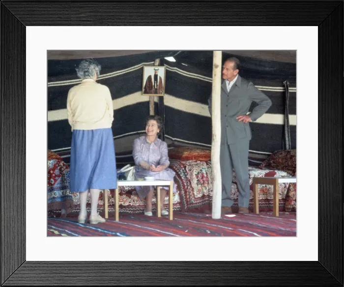 Framed Print : Tne Royal Visit of Queen Elizabeth II and Prince Philip, Duke of Edinburgh, to Petra Framed Print : Tne Royal Visit of Queen Elizabeth II and Prince Philip, Duke of Edinburgh, to Petra