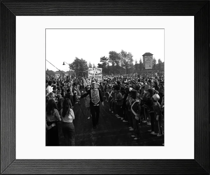 Framed Print : The finals of the North of England Juvenile Jazz Band Championships at Brough Park