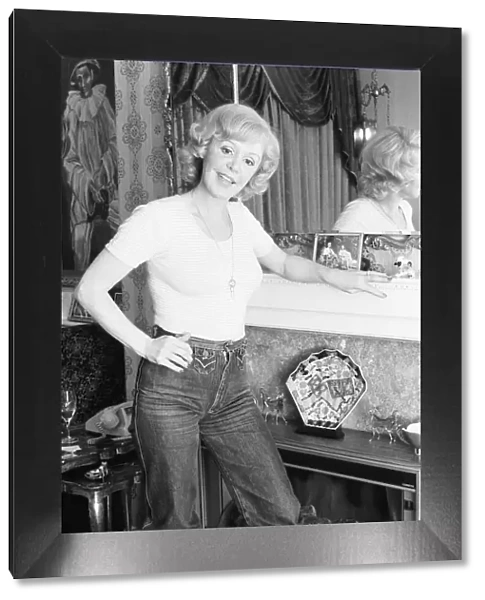 Singer Kathy Kirby relaxes at home, 4th February 1978