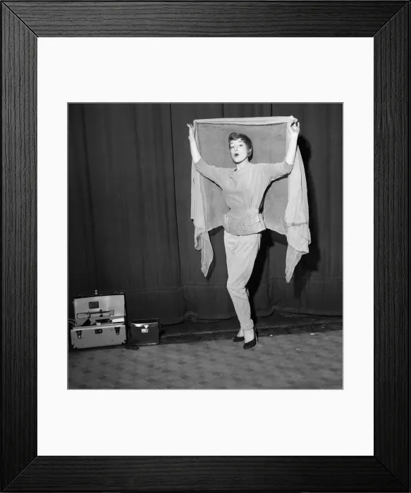 Framed Print : English jazz singer and actress Annie Ross, who appears in the show Cranks Framed Print : English jazz singer and actress Annie Ross, who appears in the show Cranks