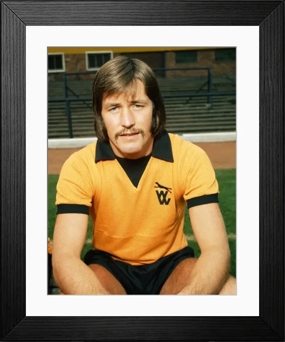 Framed Print : Jim McCalliog of Wolves August 1973 Framed Print : Jim McCalliog of Wolves August 1973