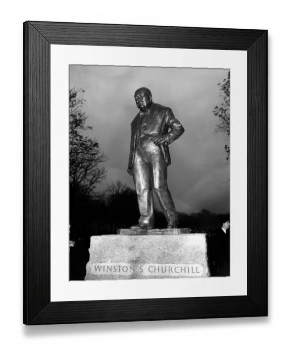 Framed Print : Fields Marshal Viscount Montgomery unveiled this bronze statue of Sir Winston Churchill Framed Print : Fields Marshal Viscount Montgomery unveiled this bronze statue of Sir Winston Churchill
