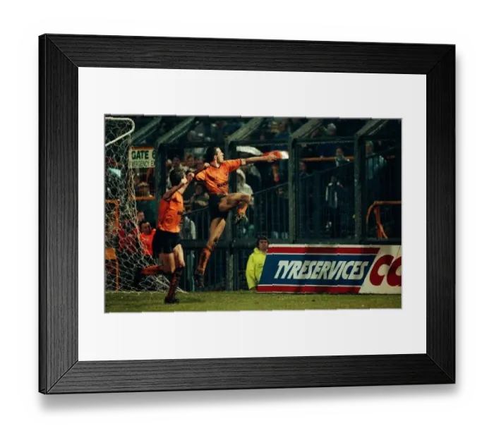 : Steve Bull of Wolves jumps and punches the air 1990 after scoring in the Wolves v : Steve Bull of Wolves jumps and punches the air 1990 after scoring in the Wolves v