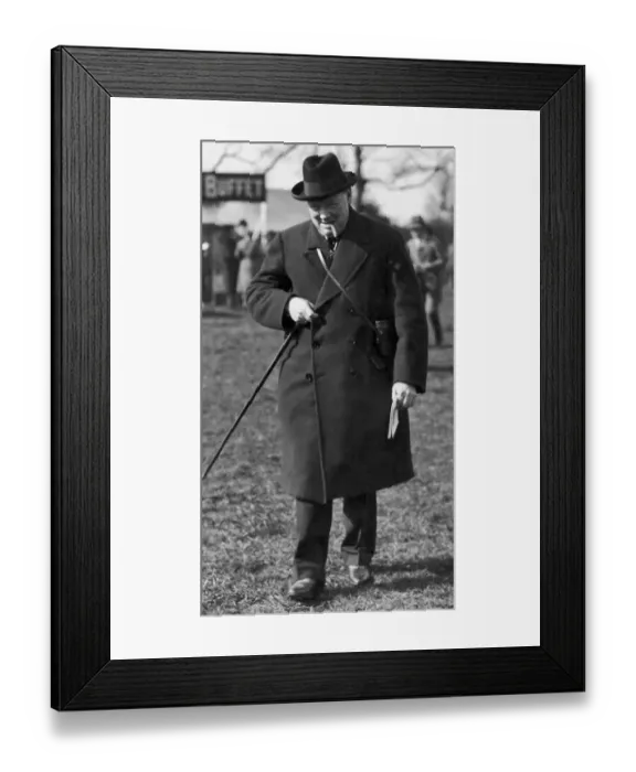 Framed Print : Prime Minister Winston Churchill pictured attending the Grand National ast Aintree Framed Print : Prime Minister Winston Churchill pictured attending the Grand National ast Aintree