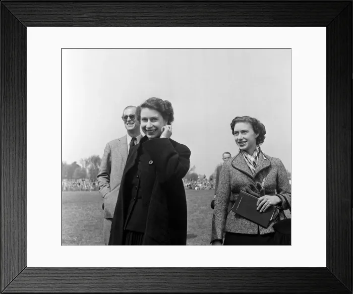 Framed Print : Queen Elizabeth with the Duke of Edinburgh and Princess Margaret at Badmington Horse