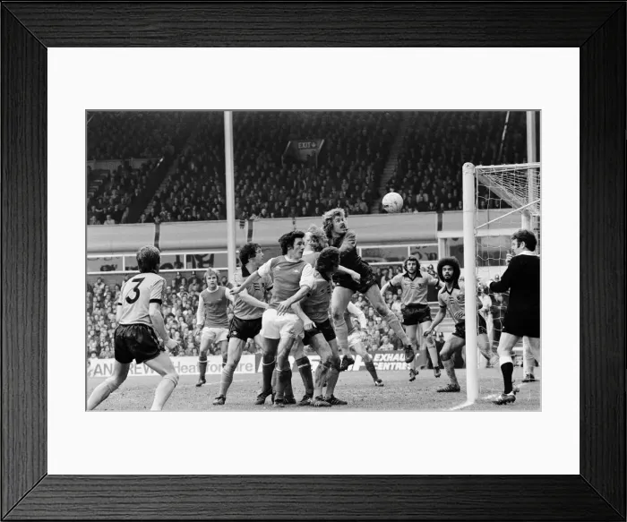 Framed Print : FA Cup semi-final. Wolverhampton Wanderers v. Arsenal. 31st March 1979