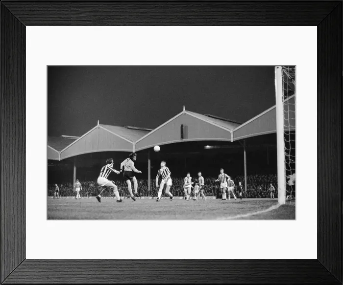 Framed Print : UEFA Cup. Wolverhampton Wanderers v. Juventus Jim McCalliog heads just