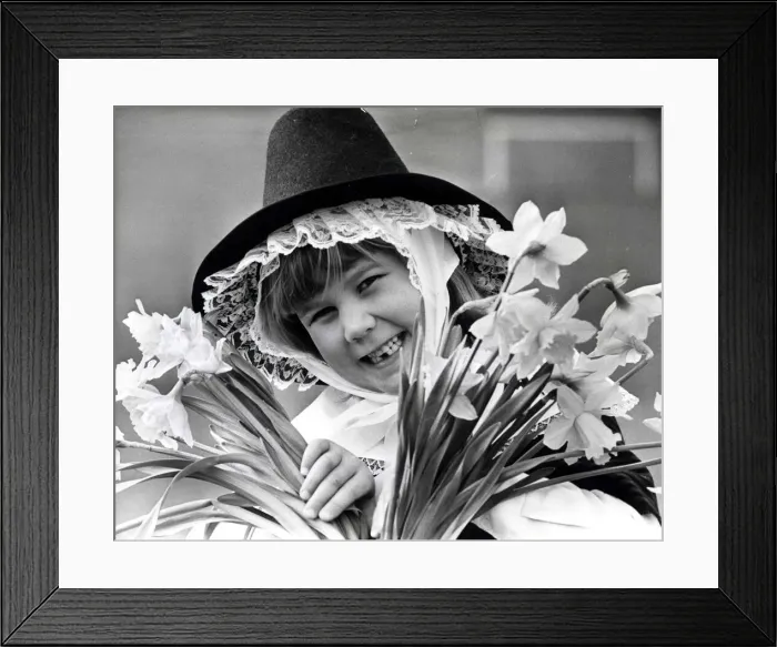 Framed Print : St Davids Day - Smiling through... this five-year-old among the Daffodils Framed Print : St Davids Day - Smiling through... this five-year-old among the Daffodils