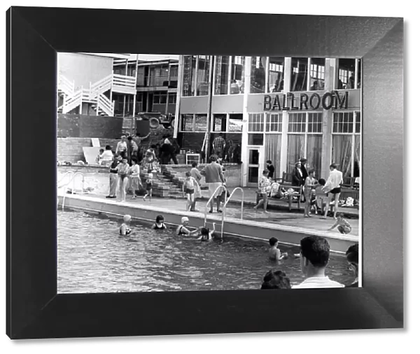 Barry Island - Butlins Holiday Camp - The open air swimming pool