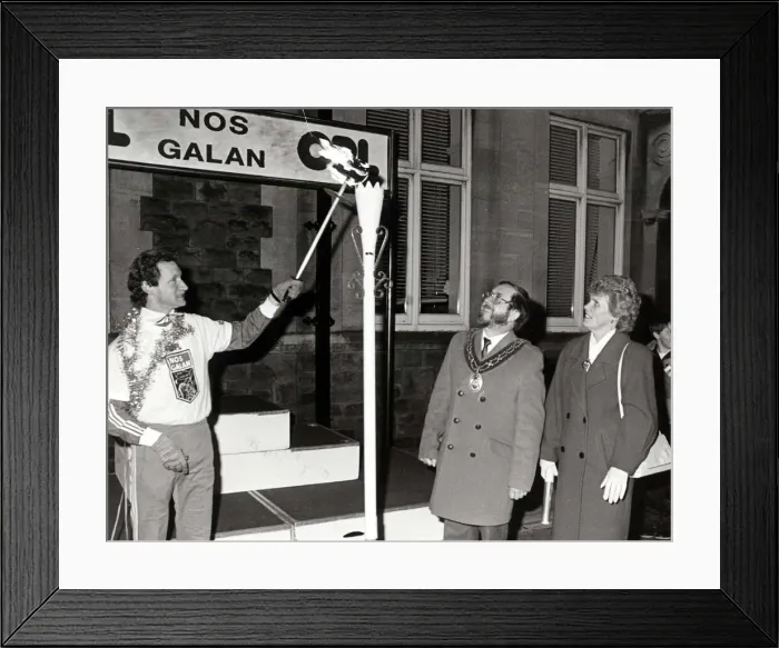 Framed Print : The Nos Galan Races commemorate the Welsh runner Guto Nyth Bran Framed Print : The Nos Galan Races commemorate the Welsh runner Guto Nyth Bran