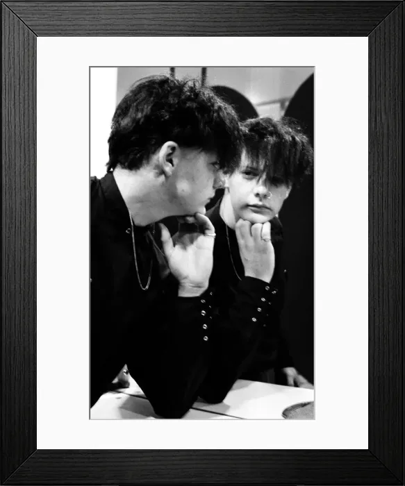 Framed Print : Punk Tesco worker Dave Liddle, who has to make a choice between his haircut or his job Framed Print : Punk Tesco worker Dave Liddle, who has to make a choice between his haircut or his job