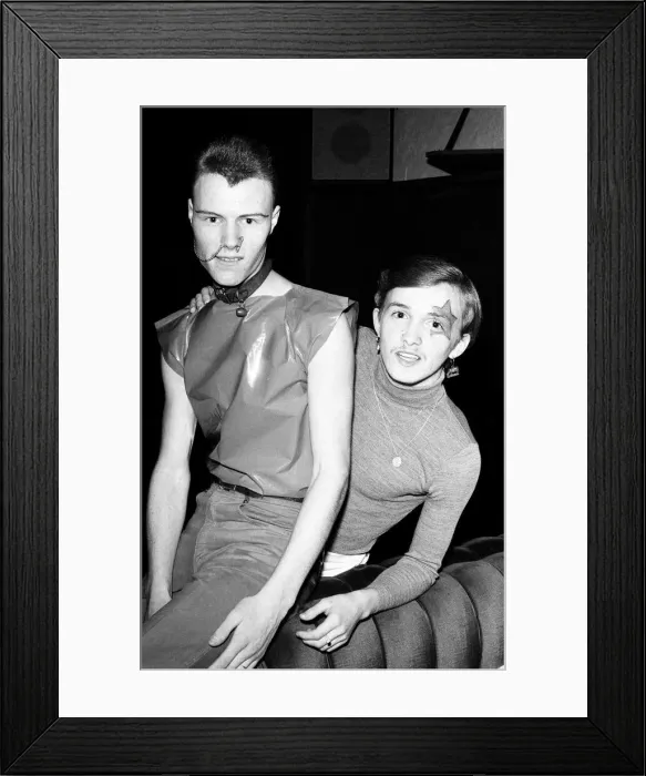 Framed Print : Punk Rockers at The Global village disco. 20th November 1976 Framed Print : Punk Rockers at The Global village disco. 20th November 1976