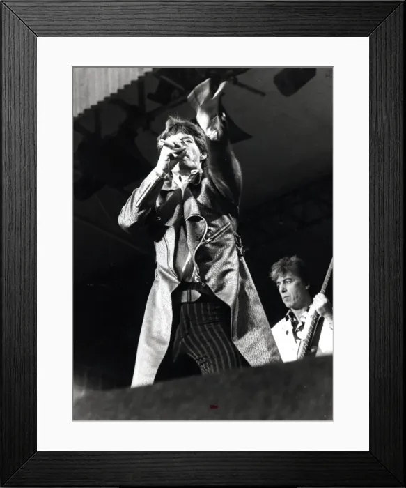 Framed Print : Rolling Stones - Wembley - 4th July 1990 - Mick Jagger - WME Copyright Image - Pictures Framed Print : Rolling Stones - Wembley - 4th July 1990 - Mick Jagger - WME Copyright Image - Pictures