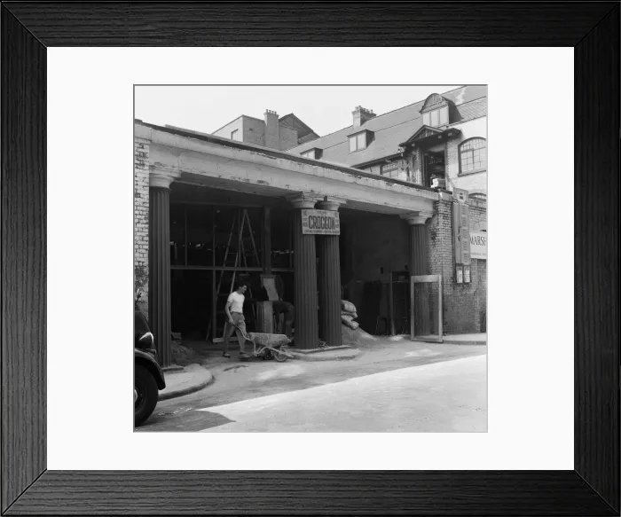 Framed Print : Construction of the new Mermaid Theatre at Puddle Dock, Upper Thames Street in London Framed Print : Construction of the new Mermaid Theatre at Puddle Dock, Upper Thames Street in London