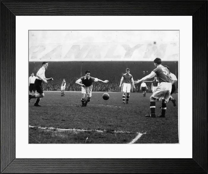 Framed Print : Everton at Ninian Park - February 1955 Framed Print : Everton at Ninian Park - February 1955