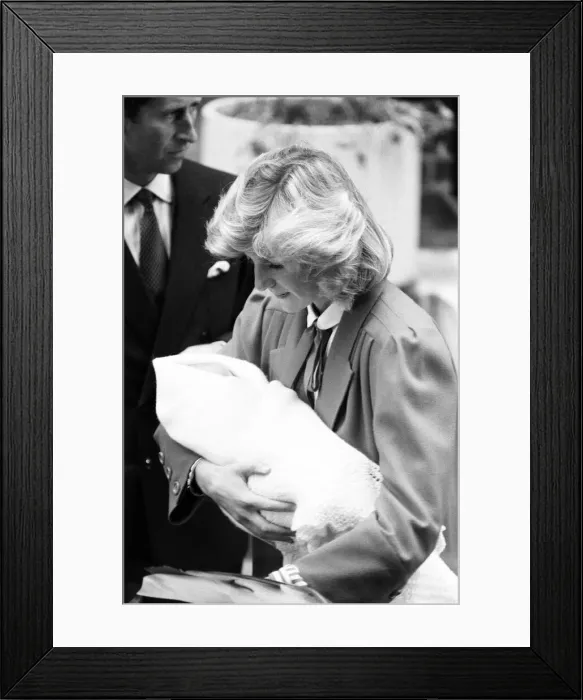 Framed Print : Prince Harry leaves St Marys Hospital, London, after birth previous day Framed Print : Prince Harry leaves St Marys Hospital, London, after birth previous day