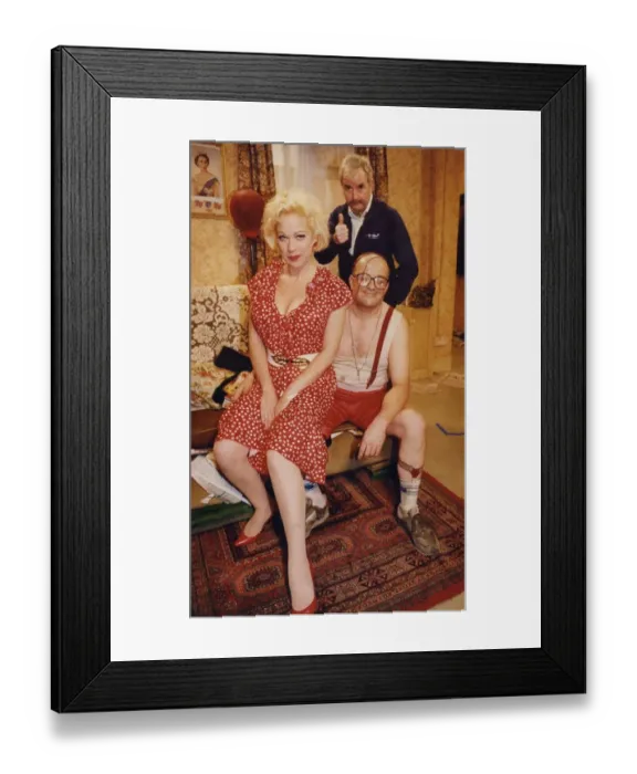 Framed Print : Denise Welch, Timm Healy and Rodney Bewes on the set of the new Television Series filmed