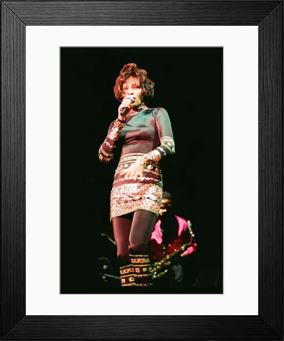 Framed Print : Whitney Houston in Concert at Earls Court Exhibition Centre, London, 5th November 1993