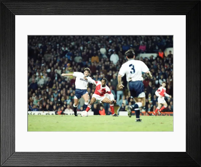 Framed Print : Tottenham v Arsenal premier league match at White Hart Lane, Saturday 12th December 1992 Framed Print : Tottenham v Arsenal premier league match at White Hart Lane, Saturday 12th December 1992