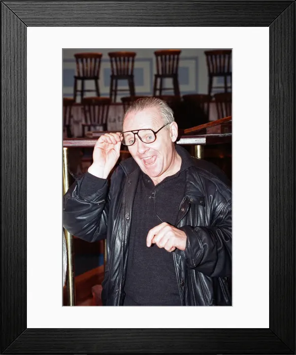 Framed Print : An Evening with Dylan Thomas, a one off stage performance for The Prince Framed Print : An Evening with Dylan Thomas, a one off stage performance for The Prince