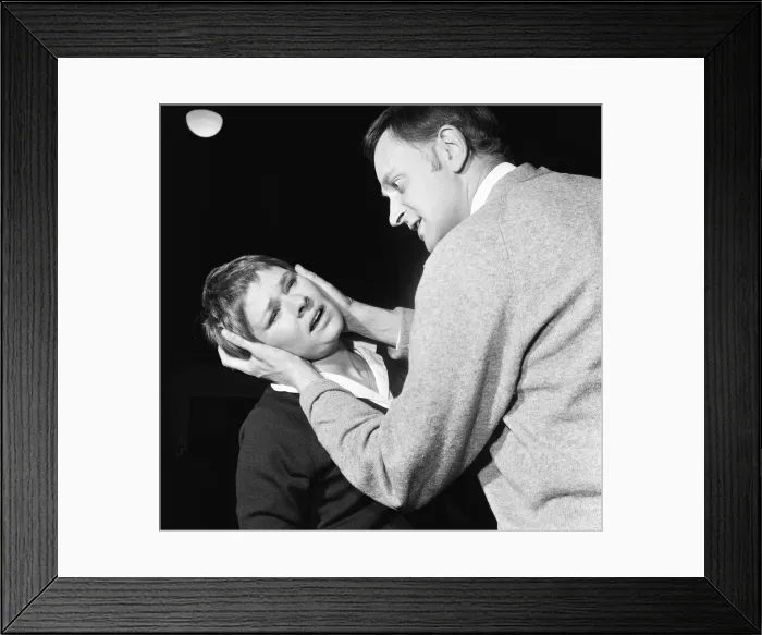 Framed Print : Actress Judi Dench and Barrie Ingham during rehearsals for the production of