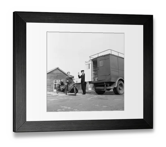 Framed Print : Ex Servicemen at Ministry of Pensions Hospital, Stoke Mandeville, Circa 1948 Framed Print : Ex Servicemen at Ministry of Pensions Hospital, Stoke Mandeville, Circa 1948
