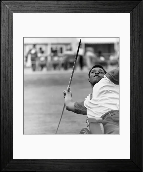 Framed Print : Paralympic Athletes training at Stoke Mandeville, watched by patients Framed Print : Paralympic Athletes training at Stoke Mandeville, watched by patients