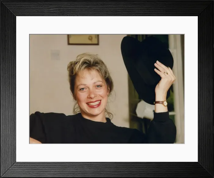 Framed Print : Denise Welch pictured at home 3 October 1991 circa Framed Print : Denise Welch pictured at home 3 October 1991 circa