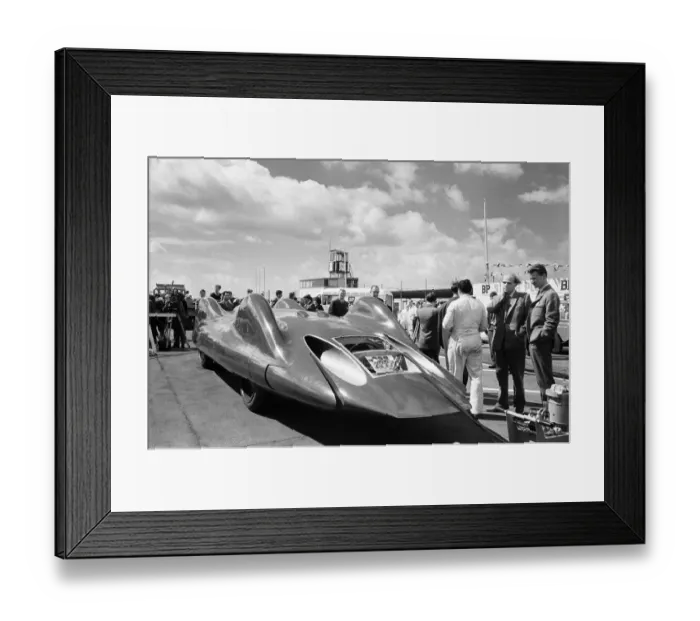 Framed Print : Donald Campbell and Bluebird at Goodwood in Sussex, 18th July 1960 Framed Print : Donald Campbell and Bluebird at Goodwood in Sussex, 18th July 1960