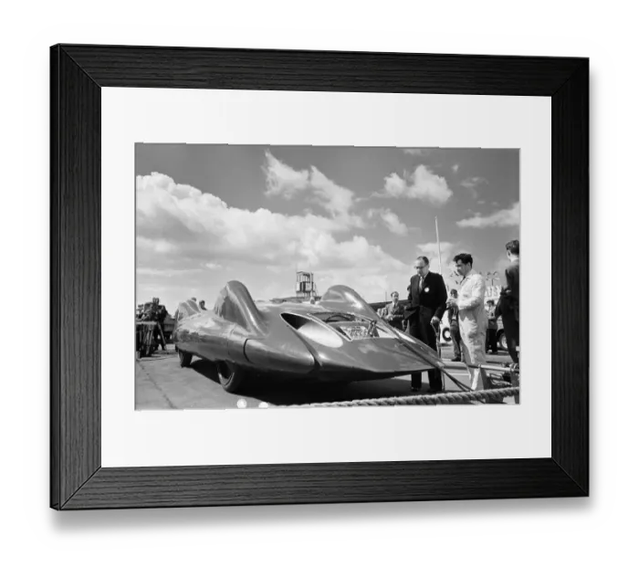 Framed Print : Donald Campbell and Bluebird at Goodwood in Sussex, 18th July 1960