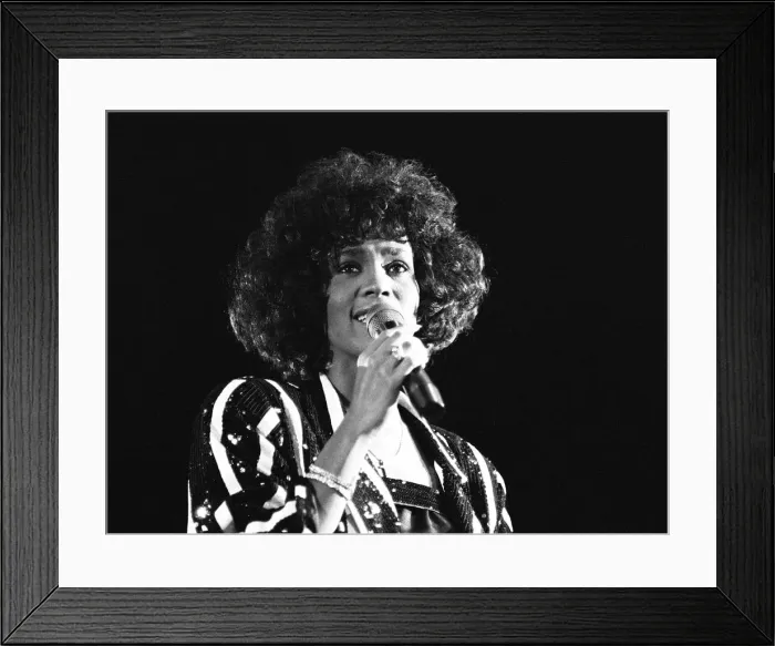 Framed Print : Whitney Houston in Concert at the National Exhibition Centre, Birmingham, 27th April 1988 Framed Print : Whitney Houston in Concert at the National Exhibition Centre, Birmingham, 27th April 1988