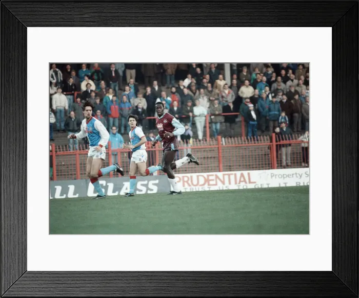 Framed Print : Blackburn Rovers v West Ham league match at Ewood Park, Saturday 25th November 1989 Framed Print : Blackburn Rovers v West Ham league match at Ewood Park, Saturday 25th November 1989