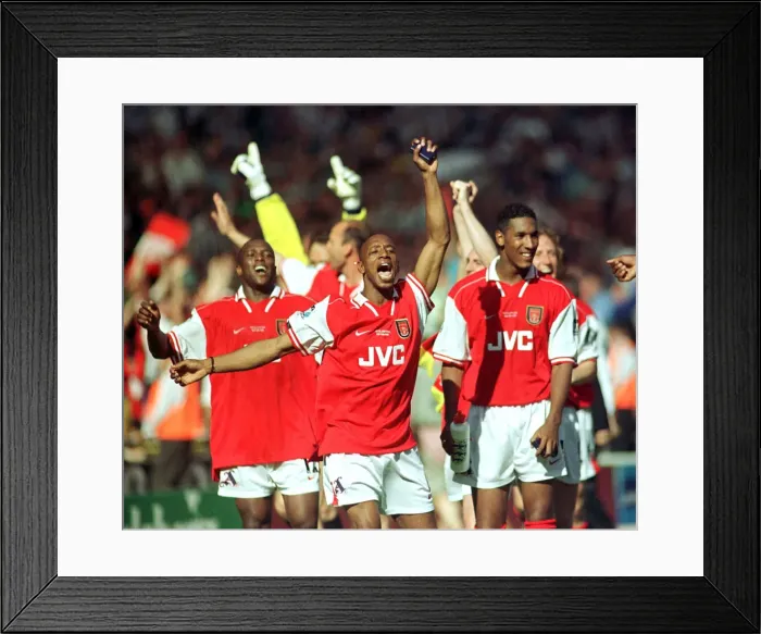 Framed Print : Ian Wright leads the celebrations with Christopher Wrey Framed Print : Ian Wright leads the celebrations with Christopher Wrey