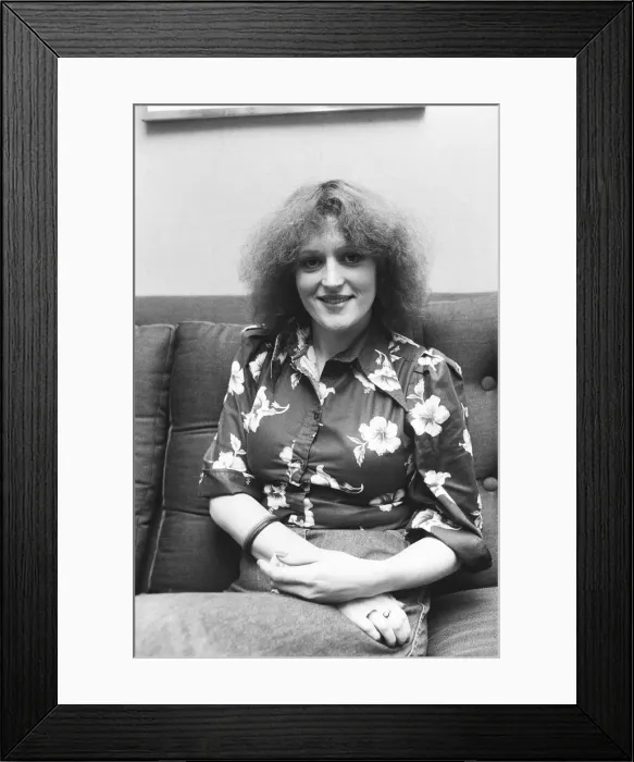 Framed Print : Barbara Dickson pictured here in London for Bill Hagerty, Show Business