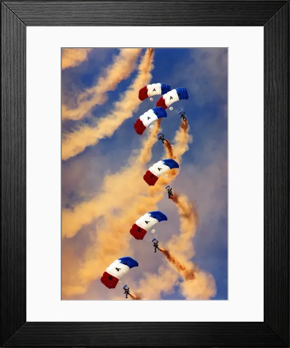 Framed Print : The RAFs Falcons freefall parachute display team arrive at the Sunderland Framed Print : The RAFs Falcons freefall parachute display team arrive at the Sunderland