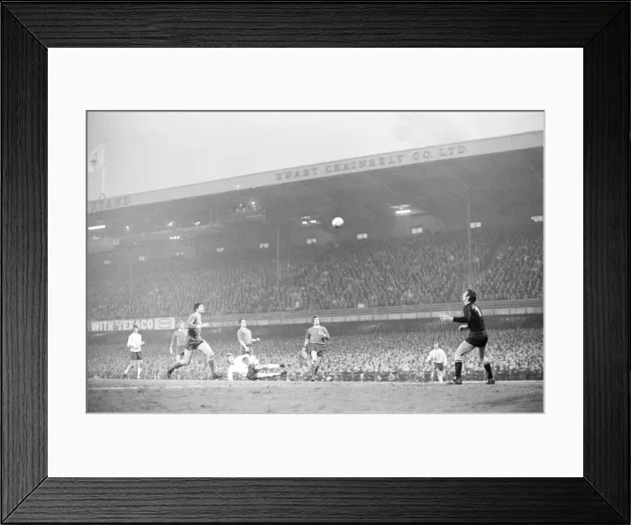 Framed Print : Derby County v Juventus, European Cup semi final 2nd leg match at the Baseball Ground