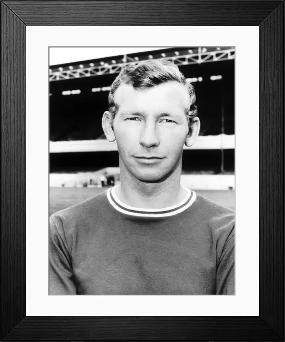 Framed Print : Arsenal goalkeeper Bob Wilson, July 1968 Framed Print : Arsenal goalkeeper Bob Wilson, July 1968